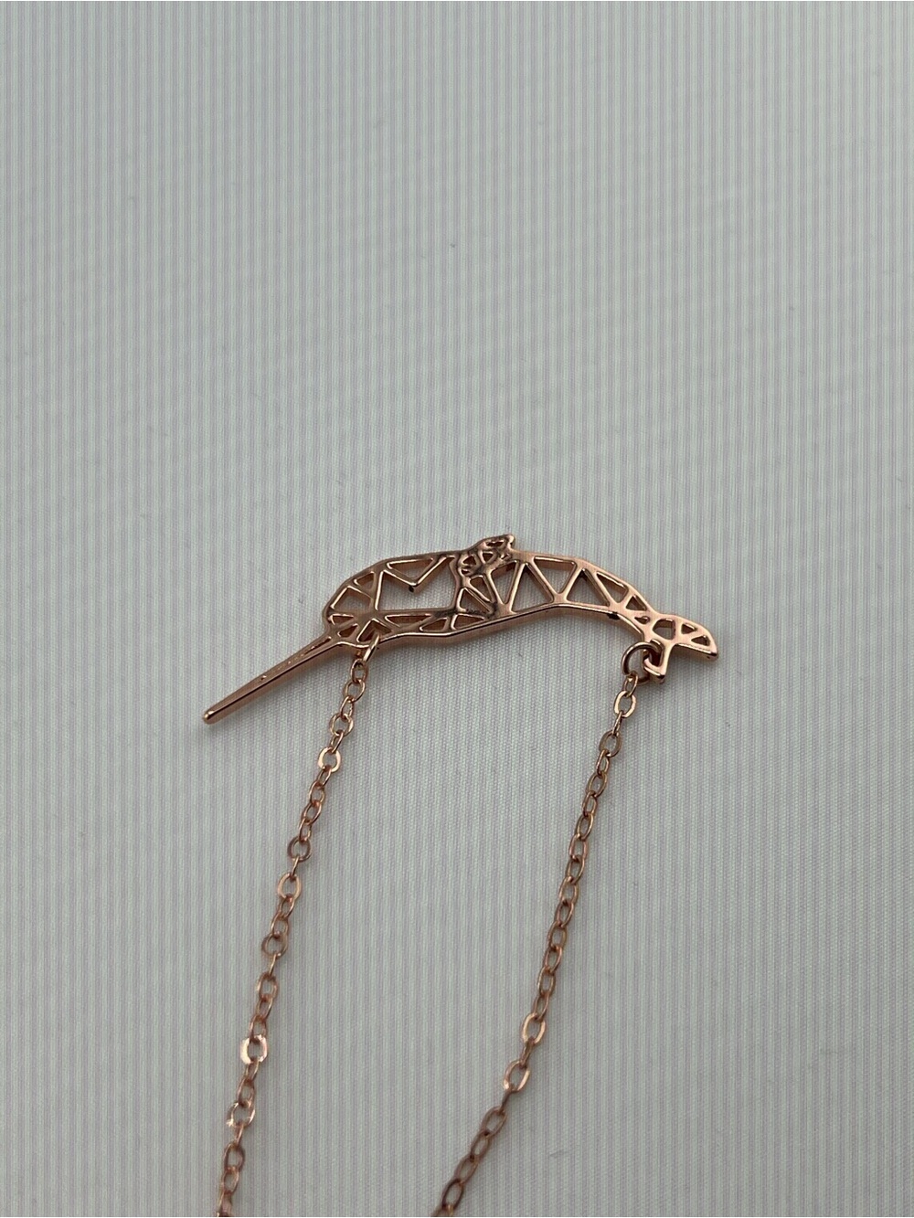 🎁Rose Gold GEOMETRIC NARWHAL WHALE NECKLACE - Picture 8 of 10